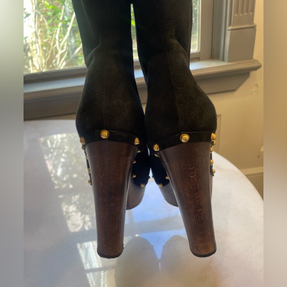 Gucci women’s Montana shearling boots, gold studs. Size 8, excellent condition - Picture 3 of 14